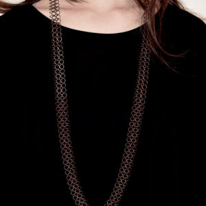 Collier 104 Pascale Lion bijoux contemporrains maille galerie boutique ouvrage aix en provence