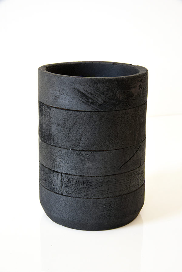 Vase cylindre Bois brûlé Sébastien Krier wabisabi galerie boutique ouvrage aix en provence